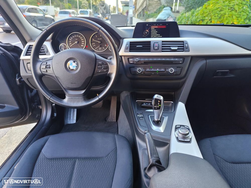 BMW 320 d Auto - 9