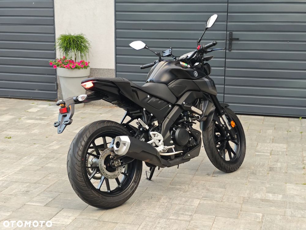 Yamaha MT - 5