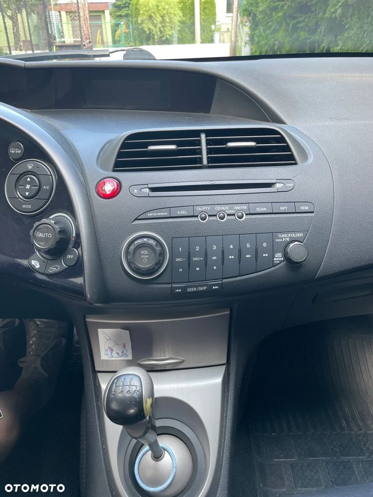 Honda Civic 1.8 Executive - 5