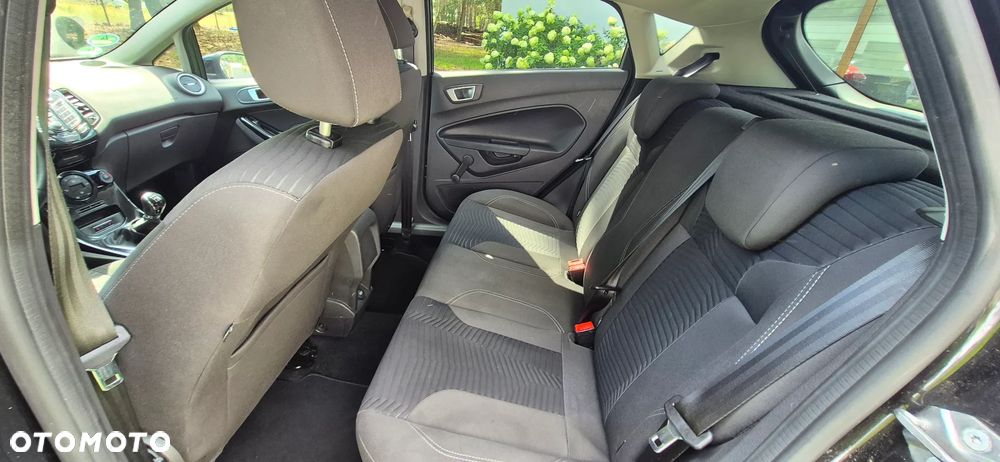 Ford Fiesta 1.6 TDCi Titanium - 11