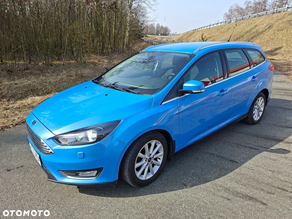 Ford Focus 1.0 EcoBoost Titanium - 4