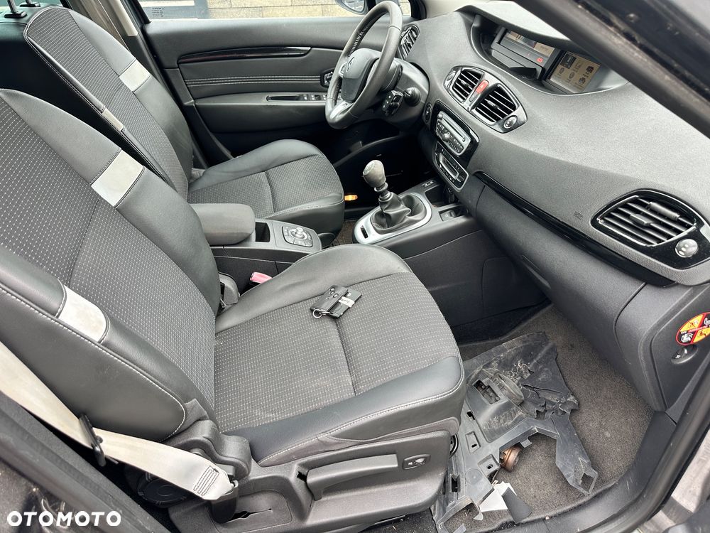 Renault Scenic 1.6dCi Energy Bose Edition - 5
