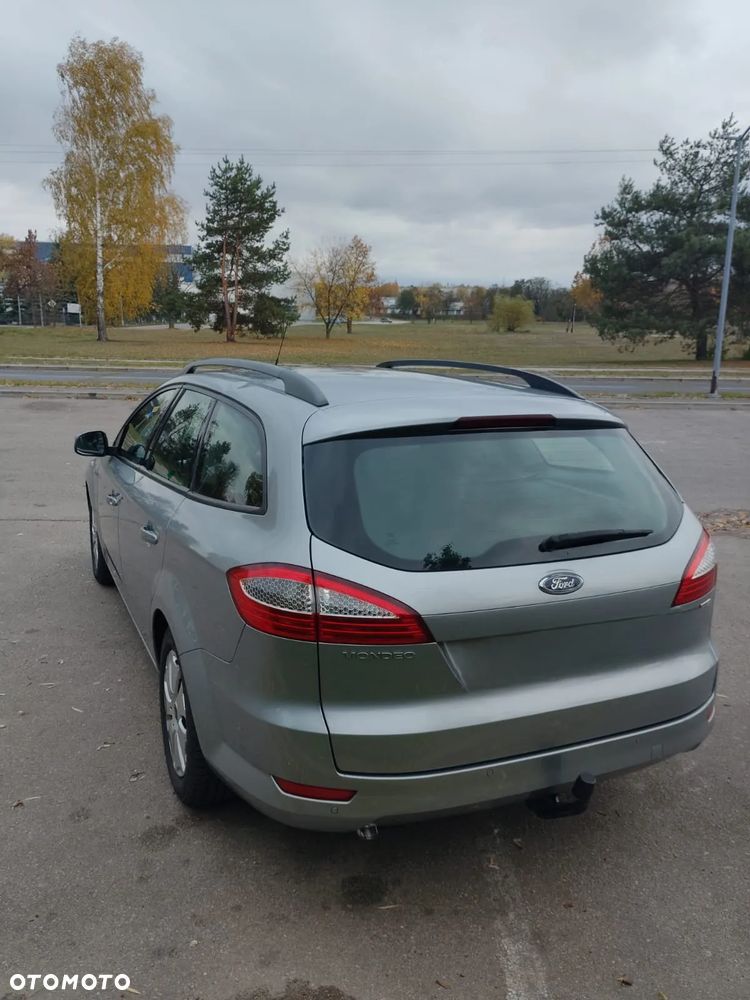 Ford Mondeo 2.0 TDCi Ambiente - 2