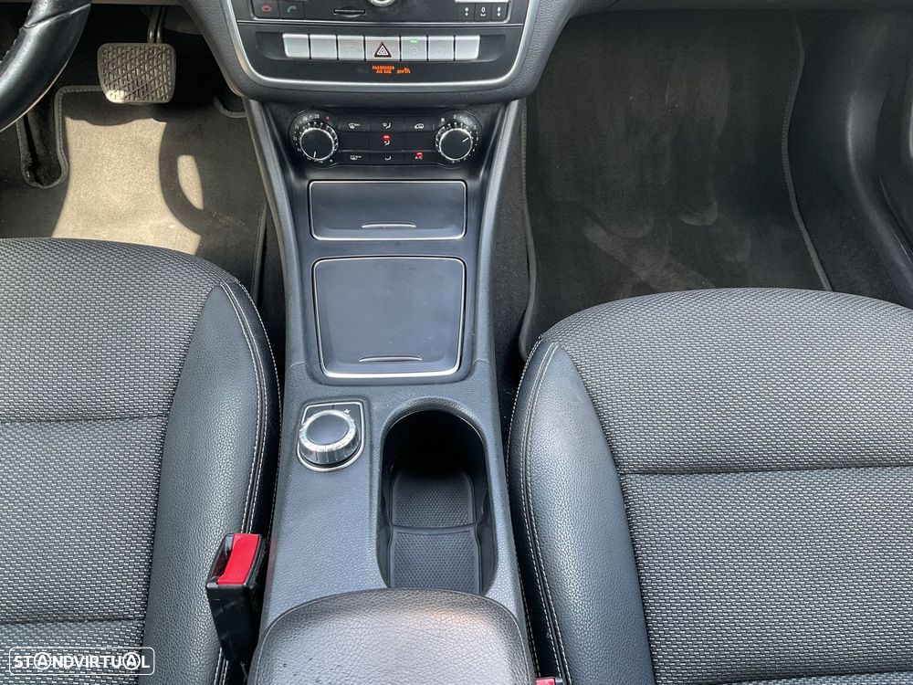 Mercedes-Benz CLA 180 d Shooting Brake Aut. - 30