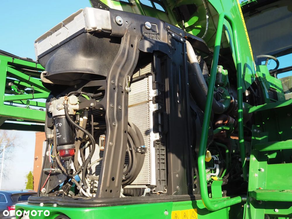 John Deere R4040i - 7