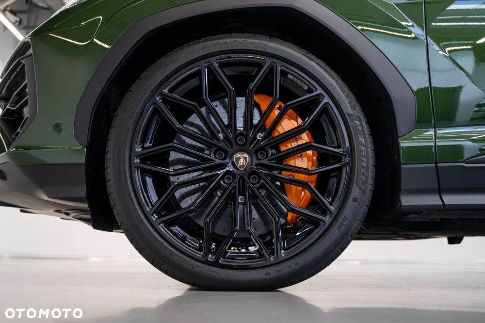 Lamborghini Urus - 9