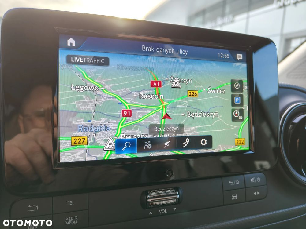 Mercedes-Benz EQT - 19