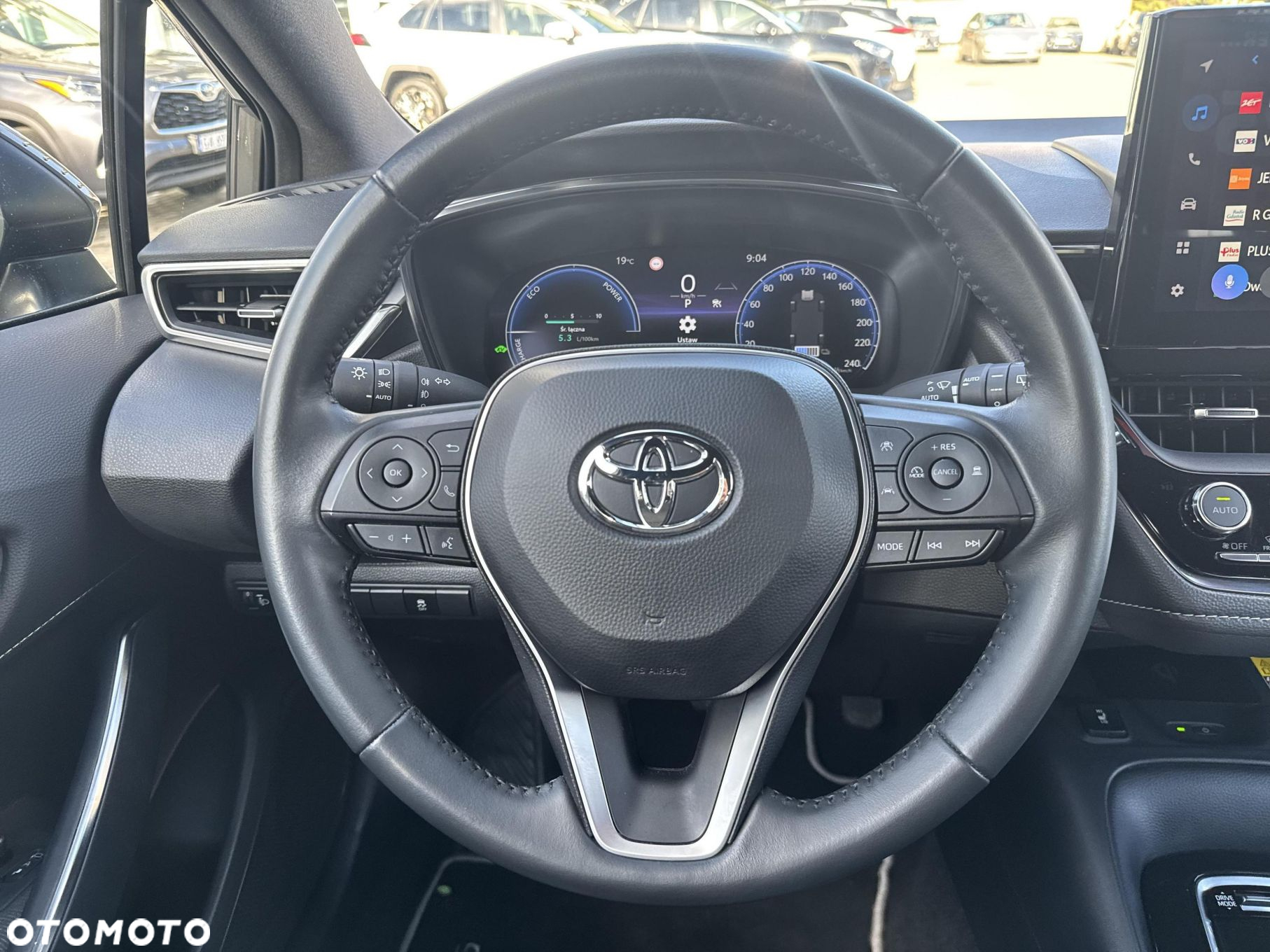 Toyota Corolla 1.8 Hybrid Comfort - 17