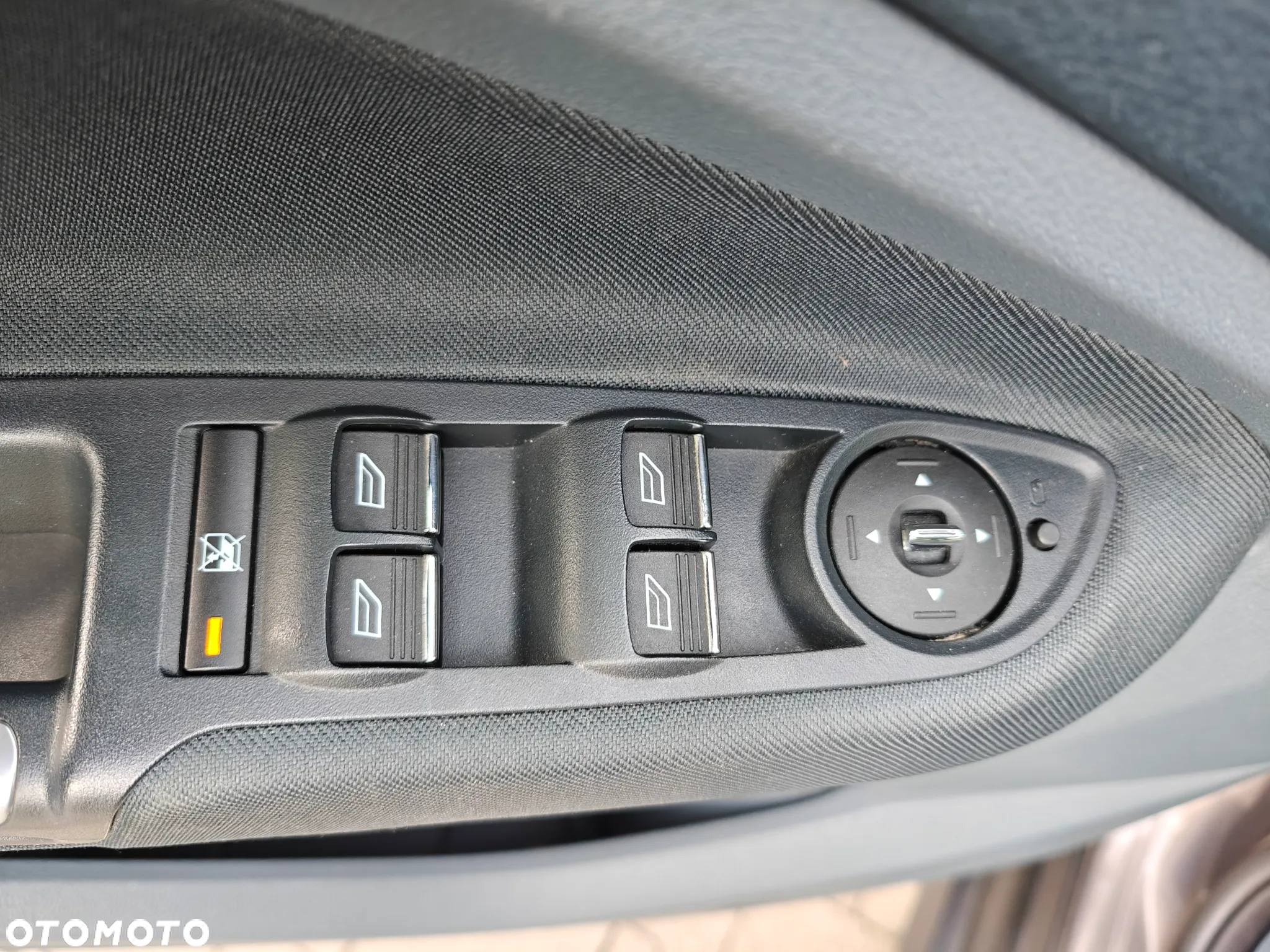 Ford C-MAX - 19