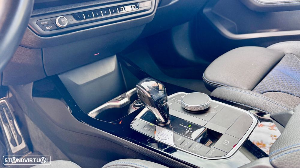 BMW 118 i Pack Desportivo M Auto - 14