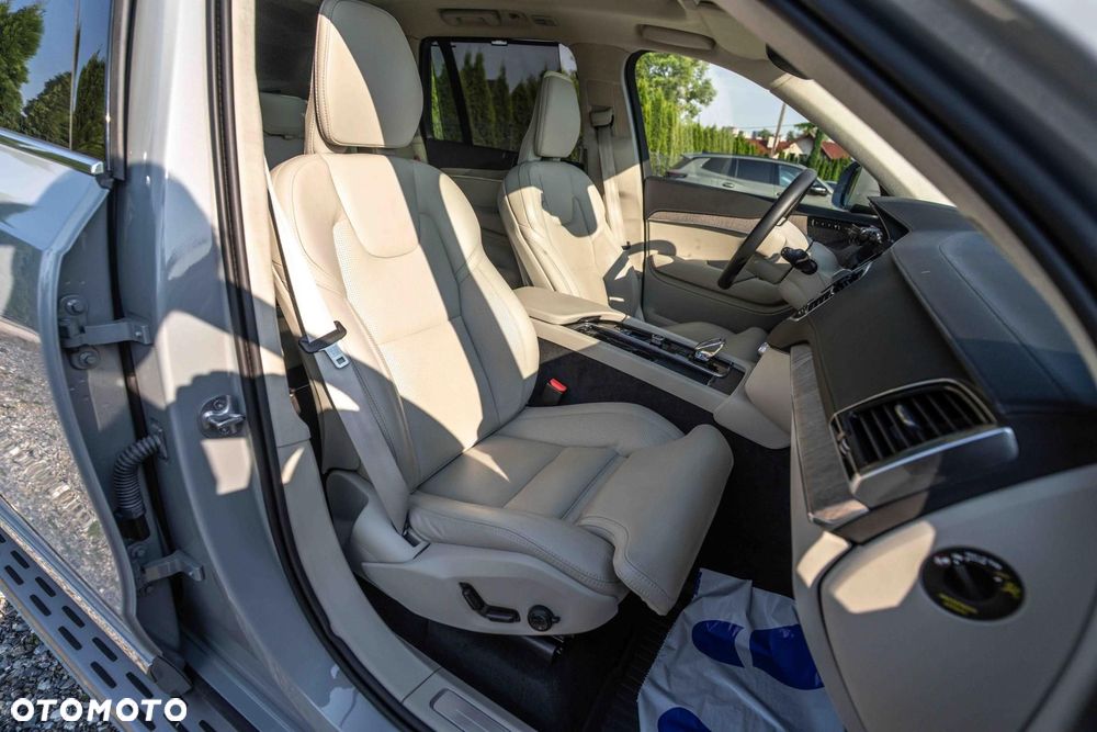 Volvo XC 90 - 15