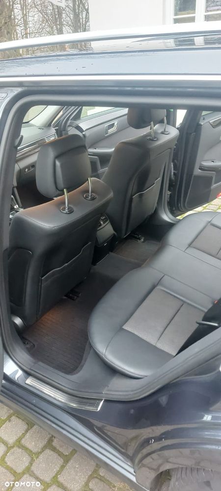 Mercedes-Benz Klasa E - 36