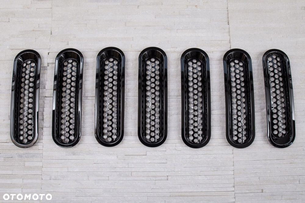 stylizacyjne wkładki grilla czarne abs jeep wrangler jk 2007-2018 - 6