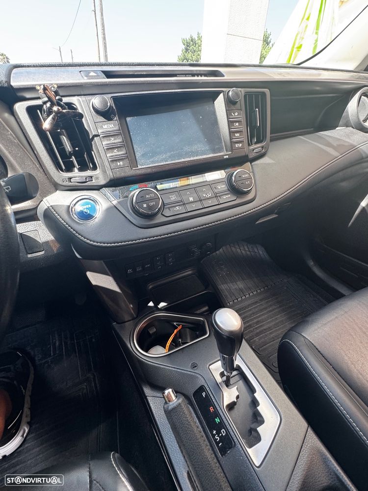 Toyota RAV4 2.5 HSD Exclusive 4WD - 14
