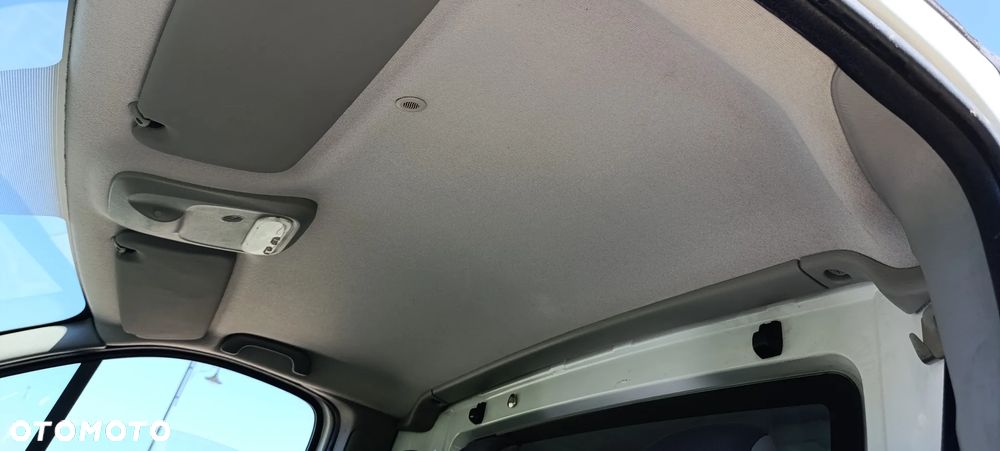 Opel Vivaro - 15