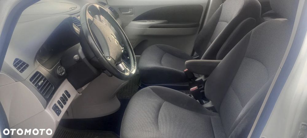 Mitsubishi Grandis 2.0 DID Instyle - 3