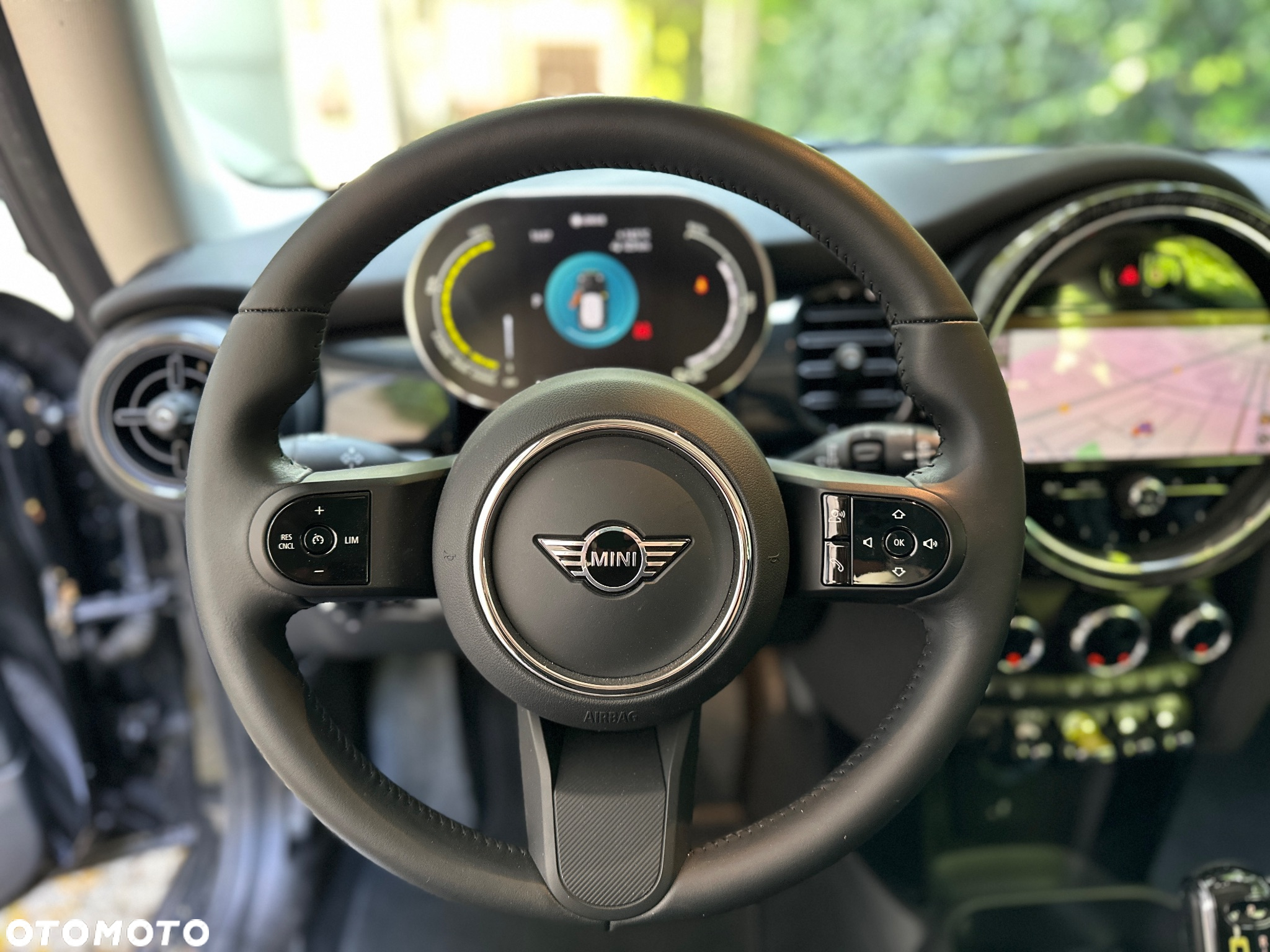 MINI Cooper SE Essential Trim - 9
