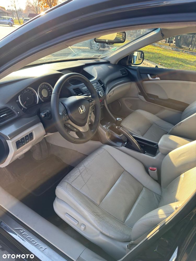 Honda Accord 2.4 Executive Nav+ACC+LKAS - 36