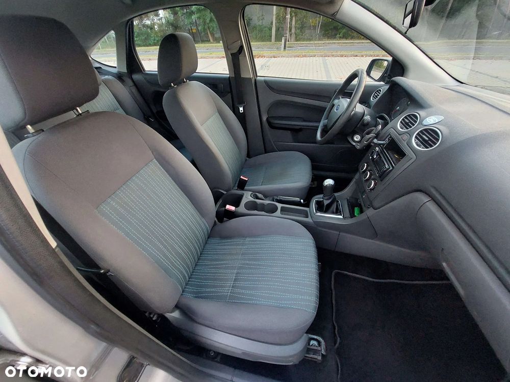 Ford Focus - 9