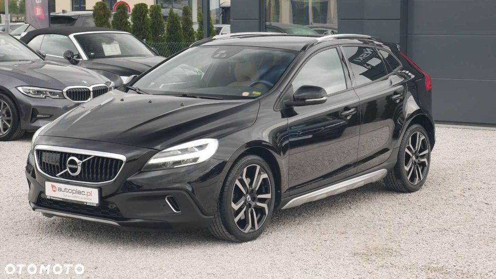 Volvo V40 Cross Country - 5