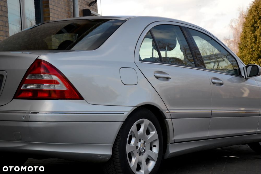 Mercedes-Benz Klasa C 200 Kompressor Automatik Elegance - 6