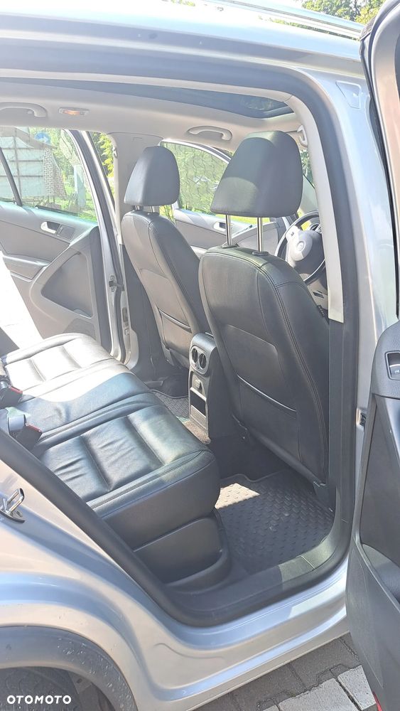 Volkswagen Tiguan - 10