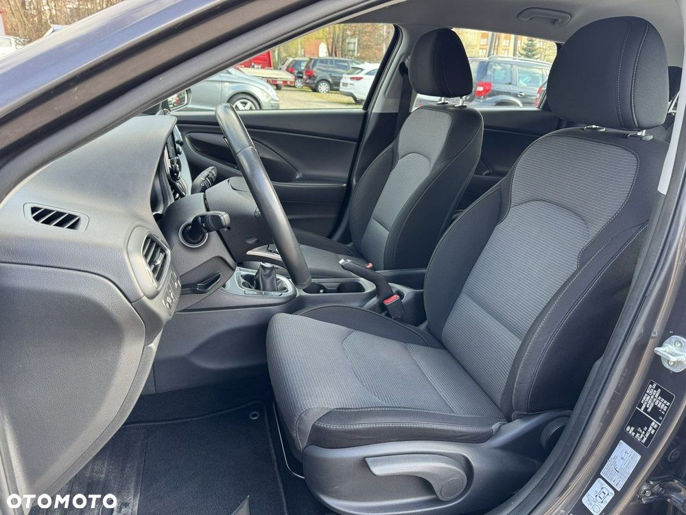 Hyundai i30 - 24