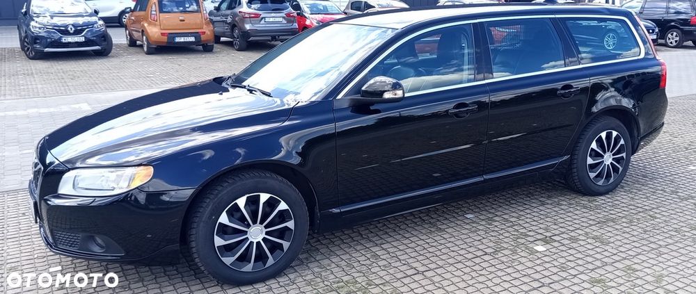 Volvo V70 2.0 Momentum - 2