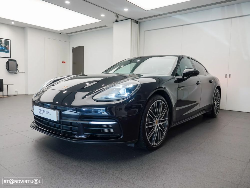 Porsche Panamera 4 E-Hybrid - 21