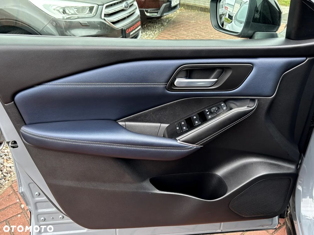 Nissan Qashqai 1.3 DIG-T mHEV Premiere Edition - 37