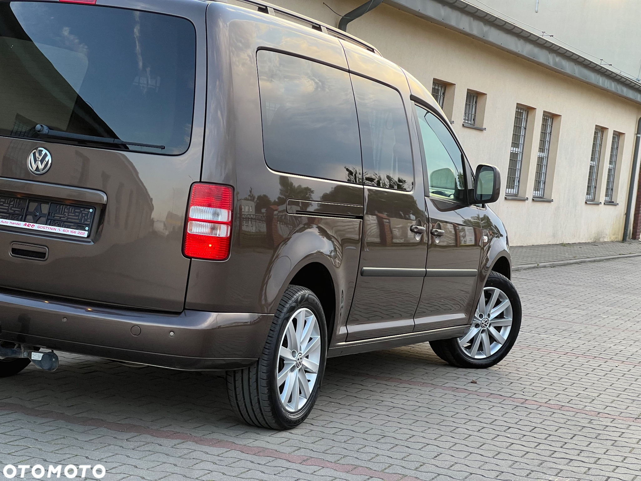 Volkswagen Caddy Maxi 2.0 TDI Comfortline - 39