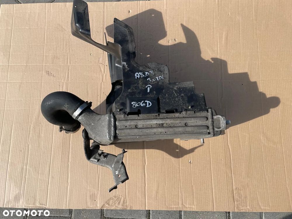 AUDI A8 D3 3.0 TDI INTERCOOLER PRAWY 4E0145806D - 2