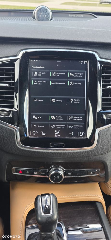 Volvo XC 90 D5 AWD Inscription - 32