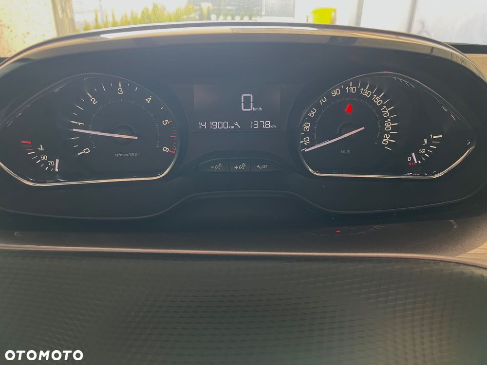 Peugeot 2008 e-HDi FAP 92 STOP & START Allure - 22