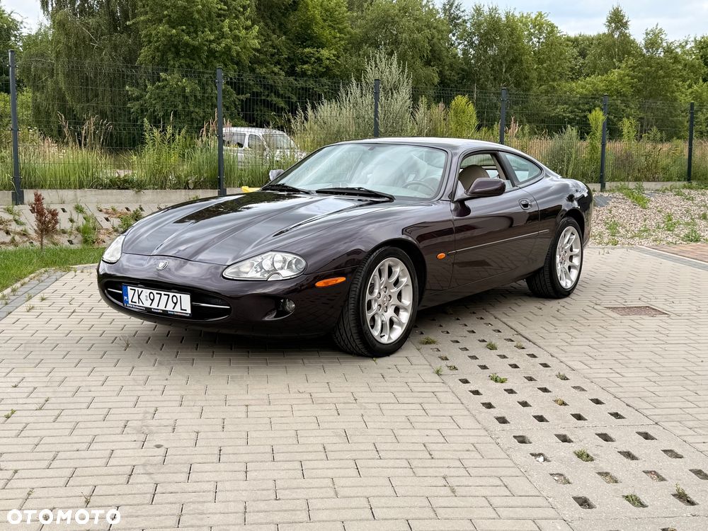Jaguar XK8 - 37