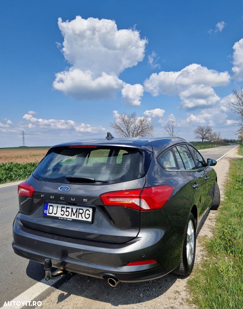 FORD Focus 2021 — imagine 7