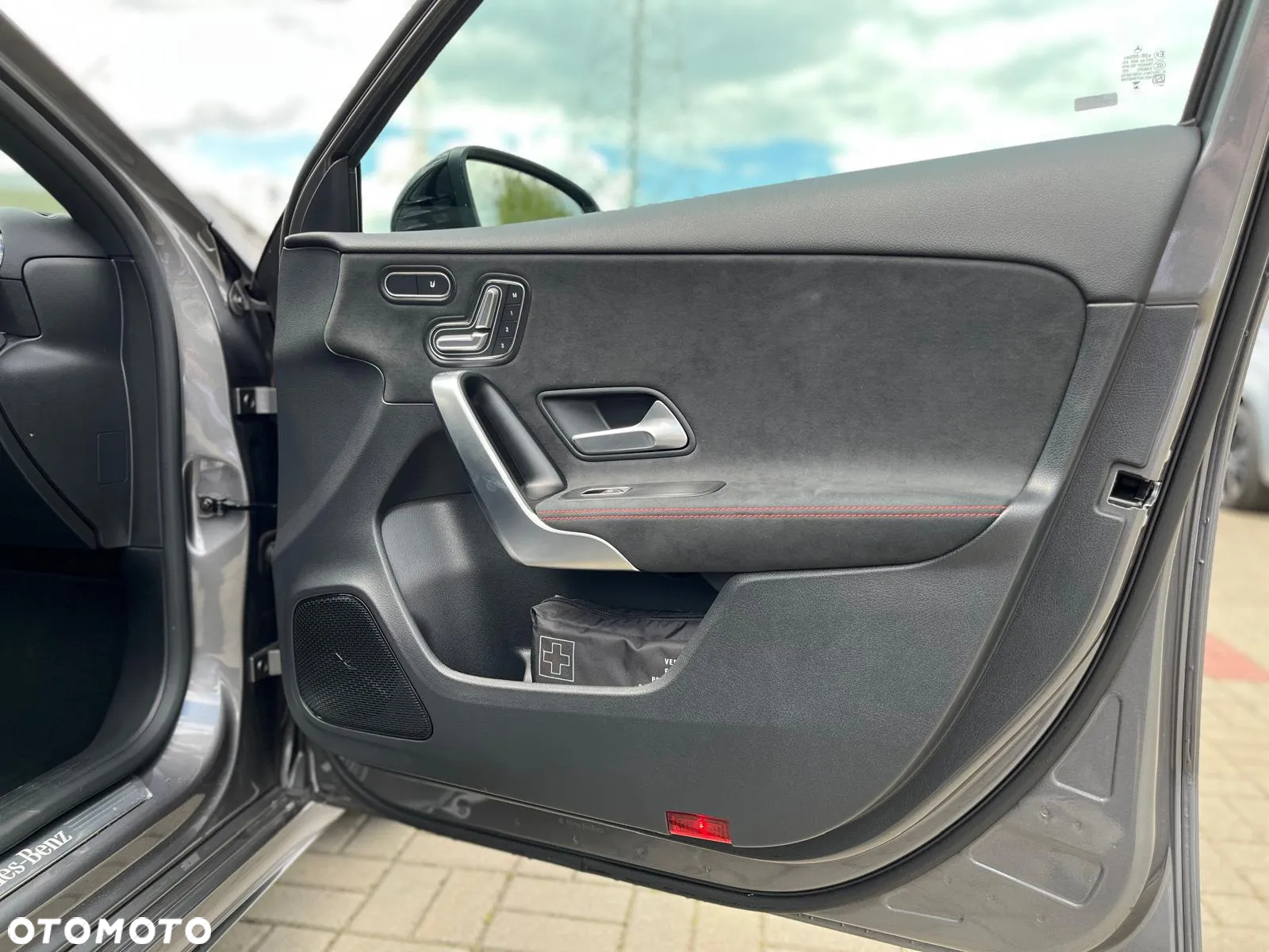Mercedes-Benz Klasa A 220 4-Matic AMG Line 8G-DCT - 26