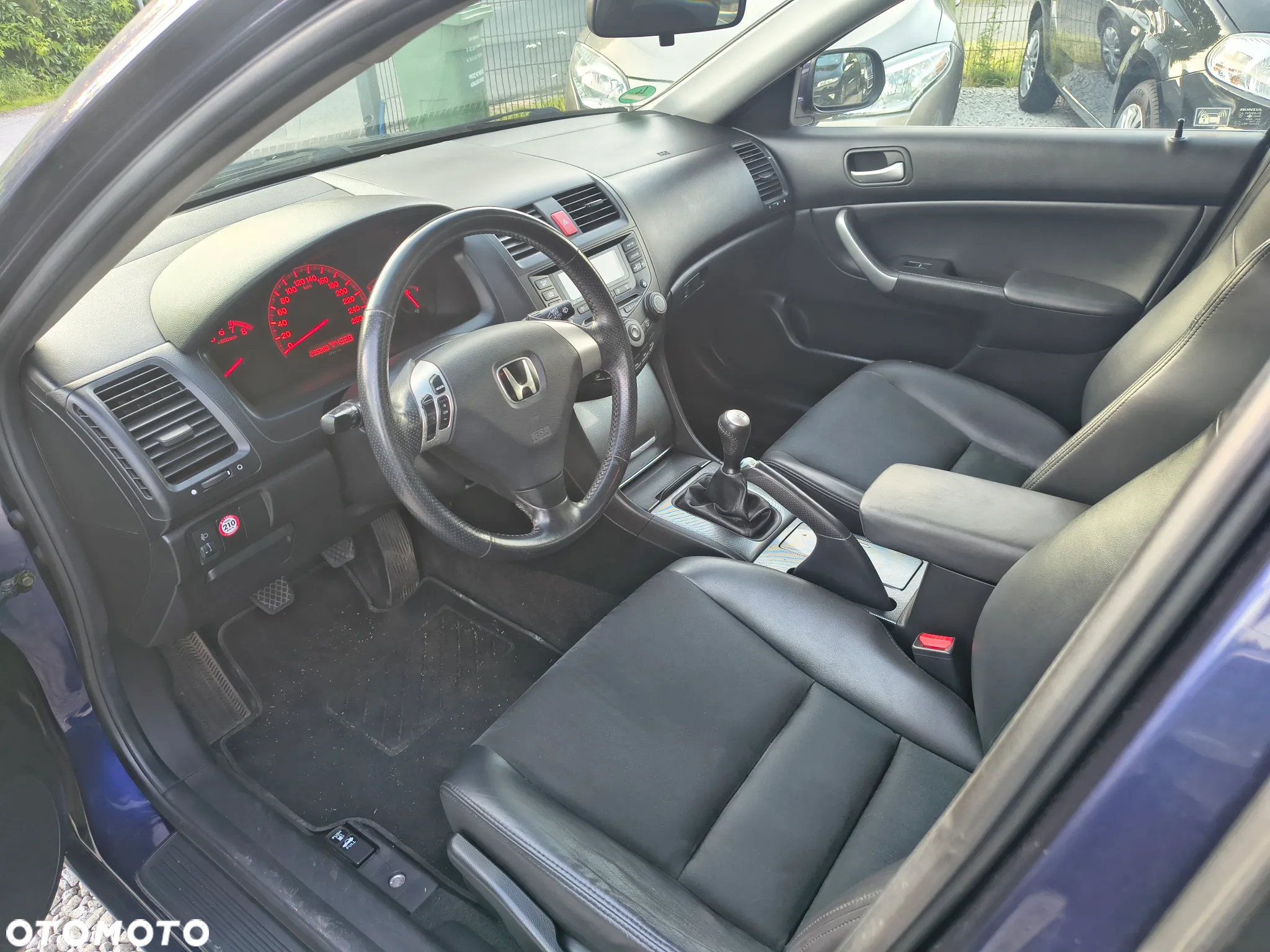 Honda Accord 2.0 i Sport - 15