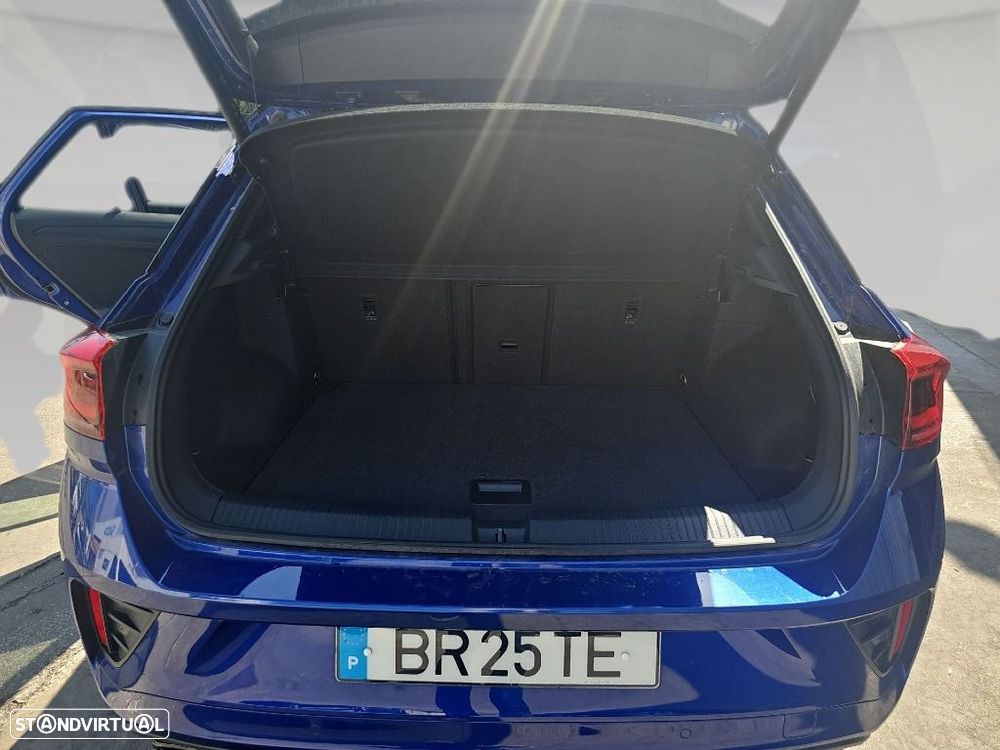 Volkswagen T-Roc 2.0 TDI R-Line DSG — fotografia 17