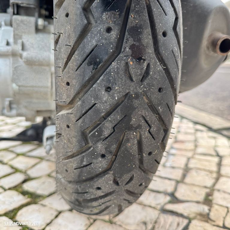 Vespa Primavera 125 - 24