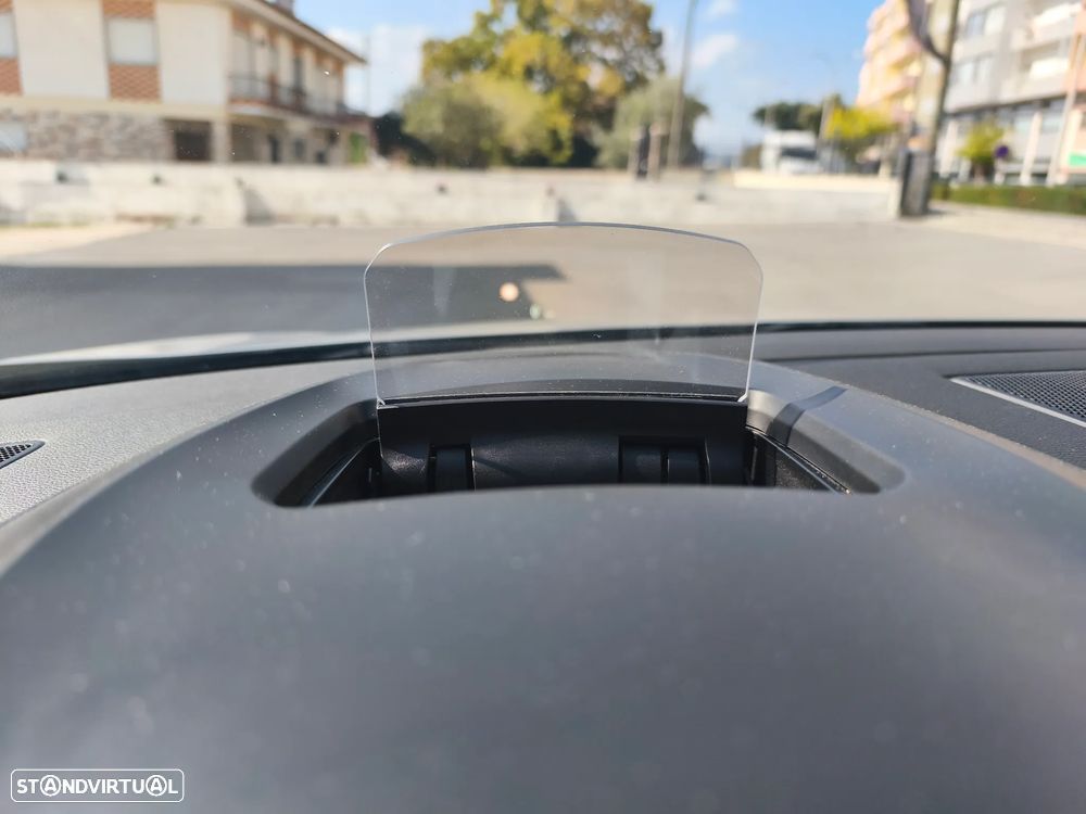Renault Mégane Sport Tourer E-TECH Plug-in 160 INTENS - 8