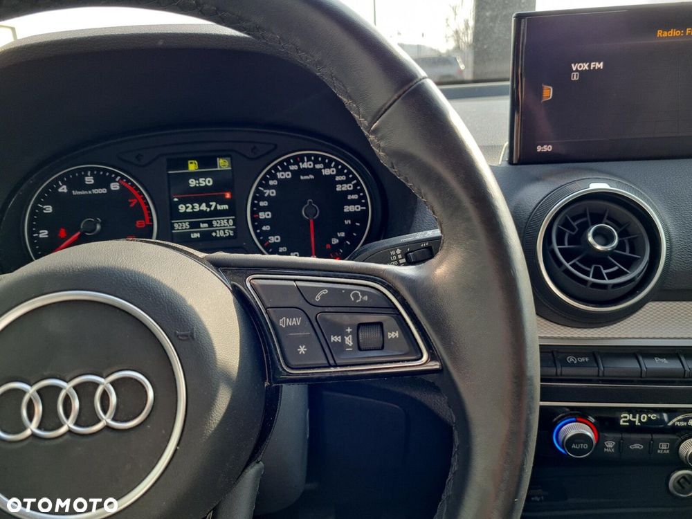 Audi Q2 30 TFSI - 23