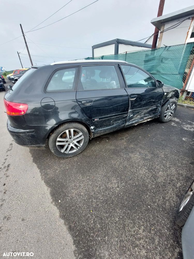Dezmembrez Audi A3 8P - 7