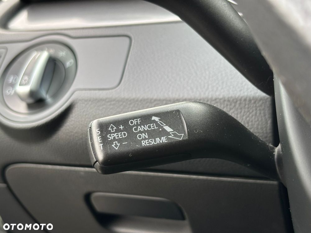 Volkswagen Passat 2.0 TDI Comfortline - 20