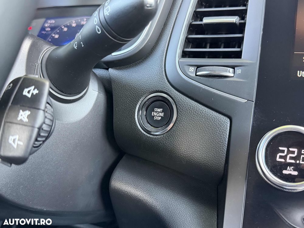 RENAULT Megane 2023 — imagine 21