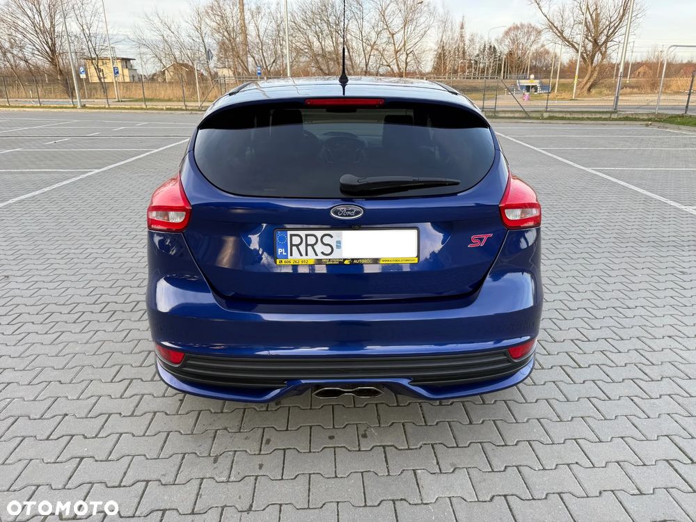 Ford Focus 2.0 TDCi ST-2 PowerShift - 10