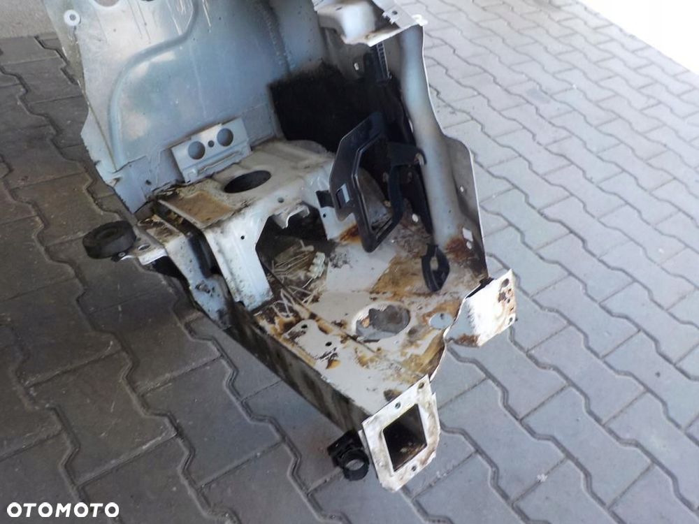 VW T4 POSZYCIE BŁOTNIKA LEWEGO ĆWIARTKA LEWA PRZÓD - 3