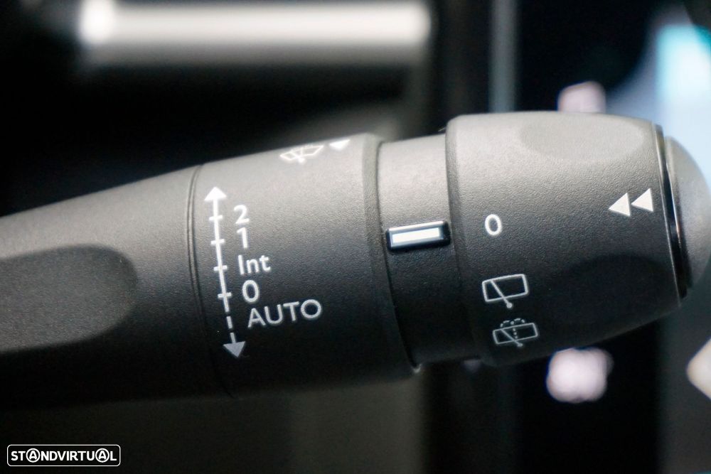 Citroën C3 1.2 PureTech Shine - 16