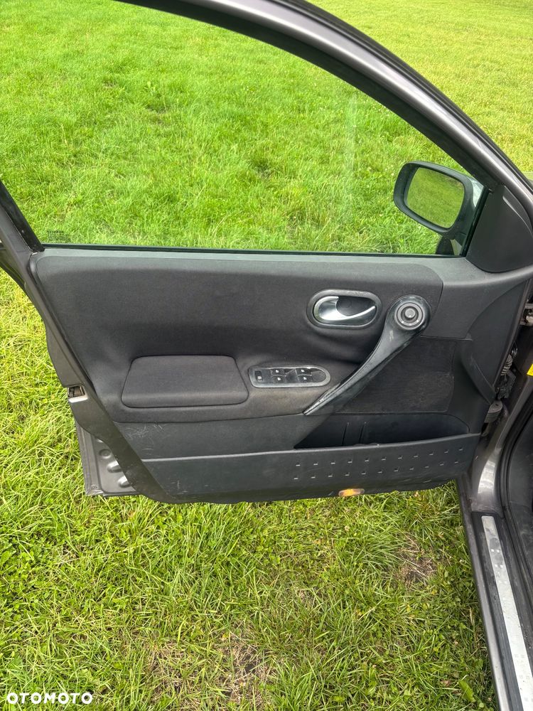 Renault Megane - 9