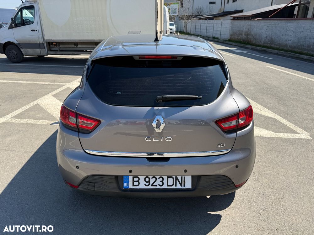 Renault Clio 1.5 dCi 90 Authentique - 4